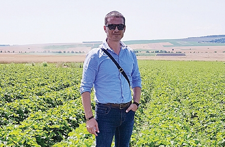 МИСИЯТА НА АГРОНОМ СТЕФАН ГРОЗДЕВ